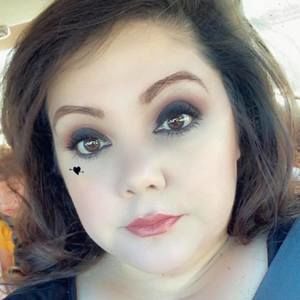 Meet your Posher, Lorraine